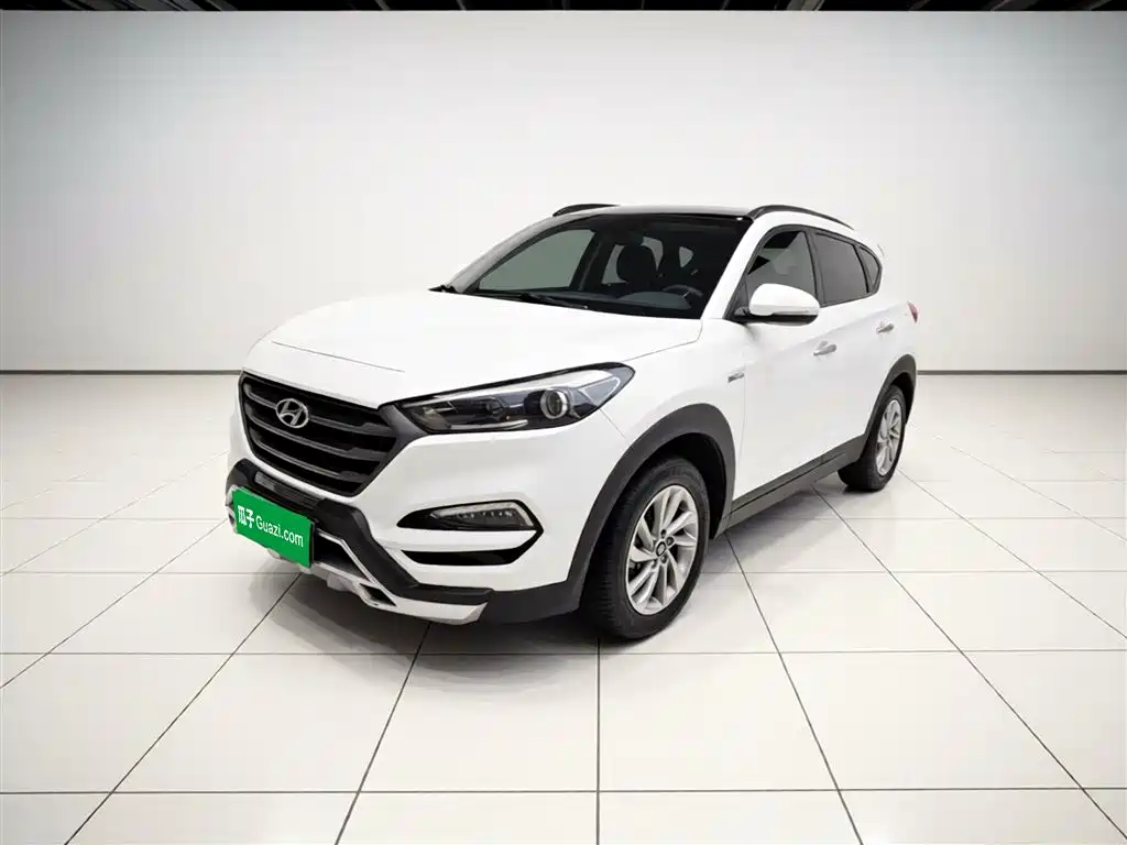 Hyundai Tucson 2015 1.6T Dual Clutch 2WD Smart фото 2