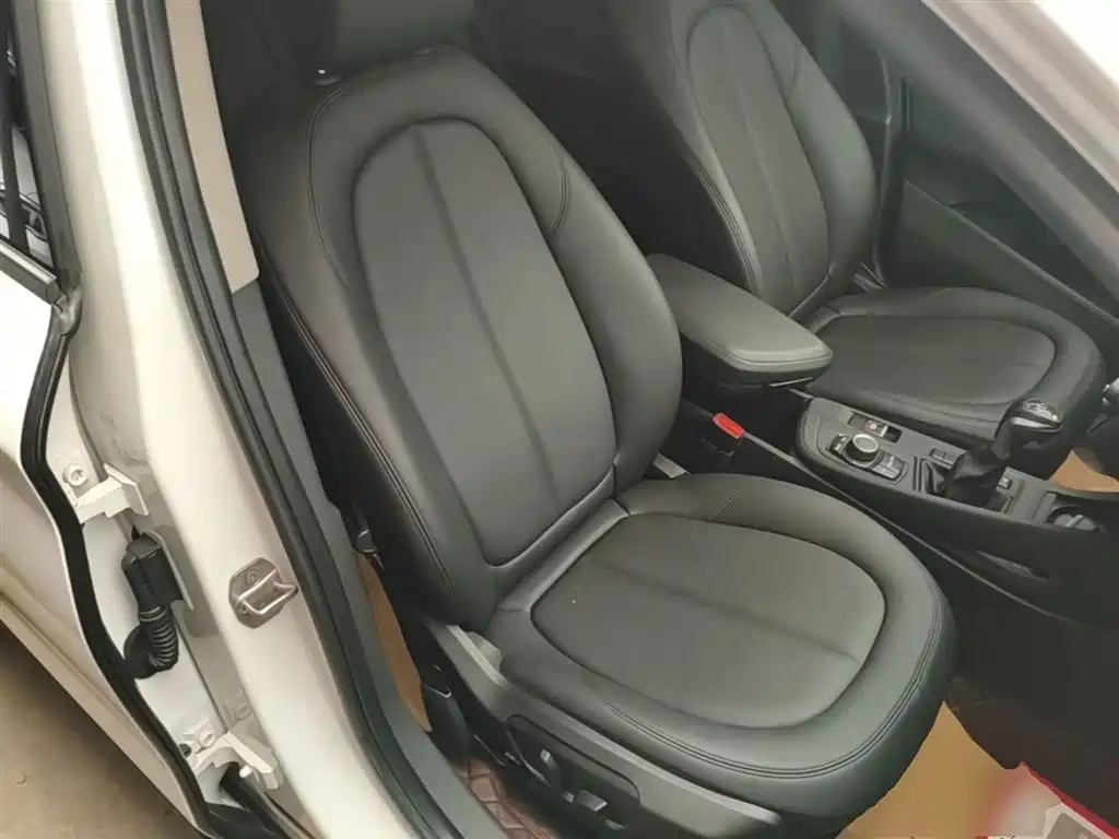 BMW X1 2016 sDrive18Li Fashion Model фото 25