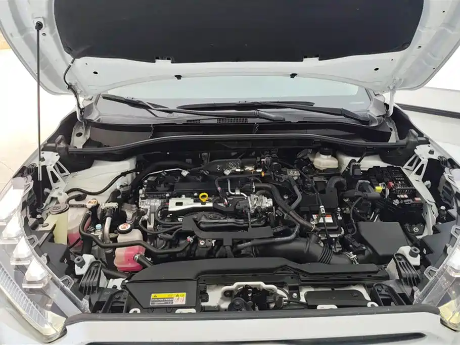 Toyota Frontlander 2023 2.0L Smart Hybrid Dual Engine Prestige Edition фото 10