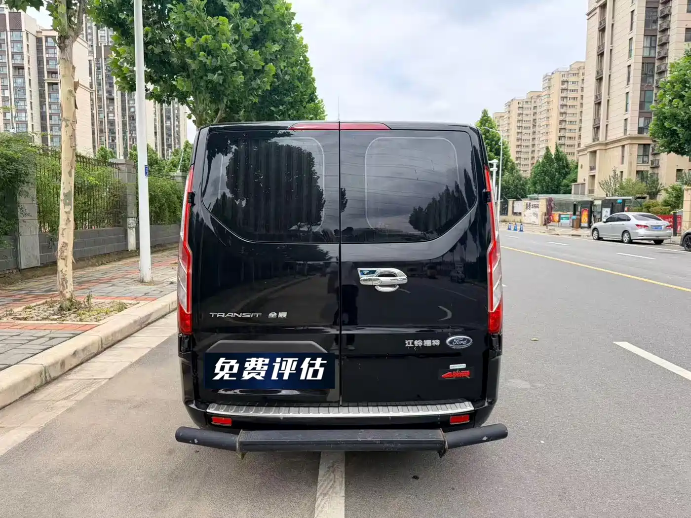 Ford Transit 2019 2.0T Gasoline Automatic Business Travel Short Wheelbase Low Roof 7-Seater China VI фото 5