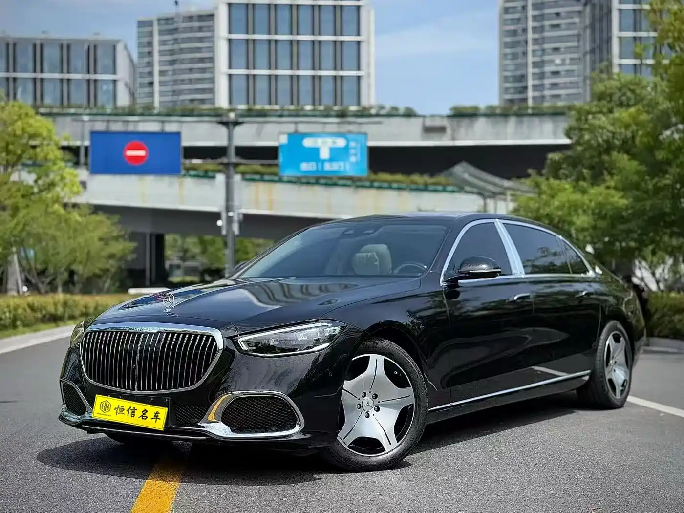 MERCEDES-BENZ MAYBACH S-CLASS