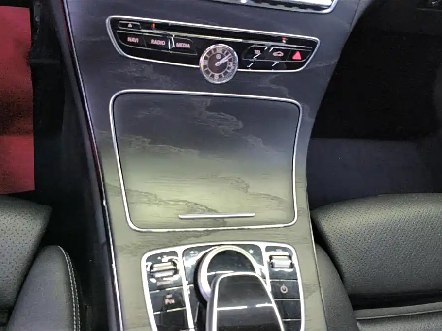 Mercedes-Benz C-Class 2017 Facelift C 200 L Sport Edition фото 16