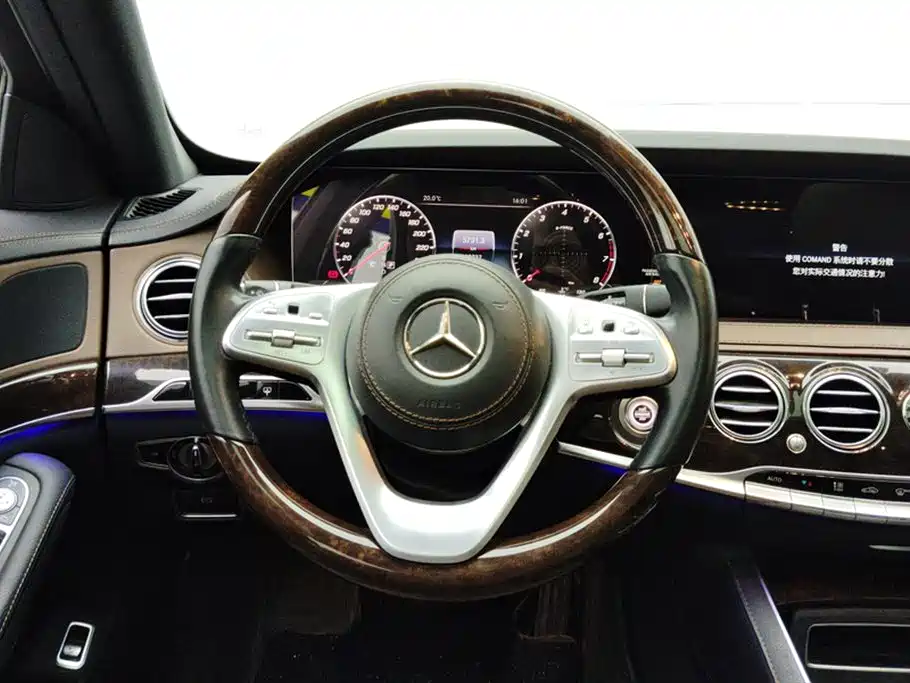 Mercedes-Benz S-Class 2019 S 350 L Premium Ultimate Edition фото 15