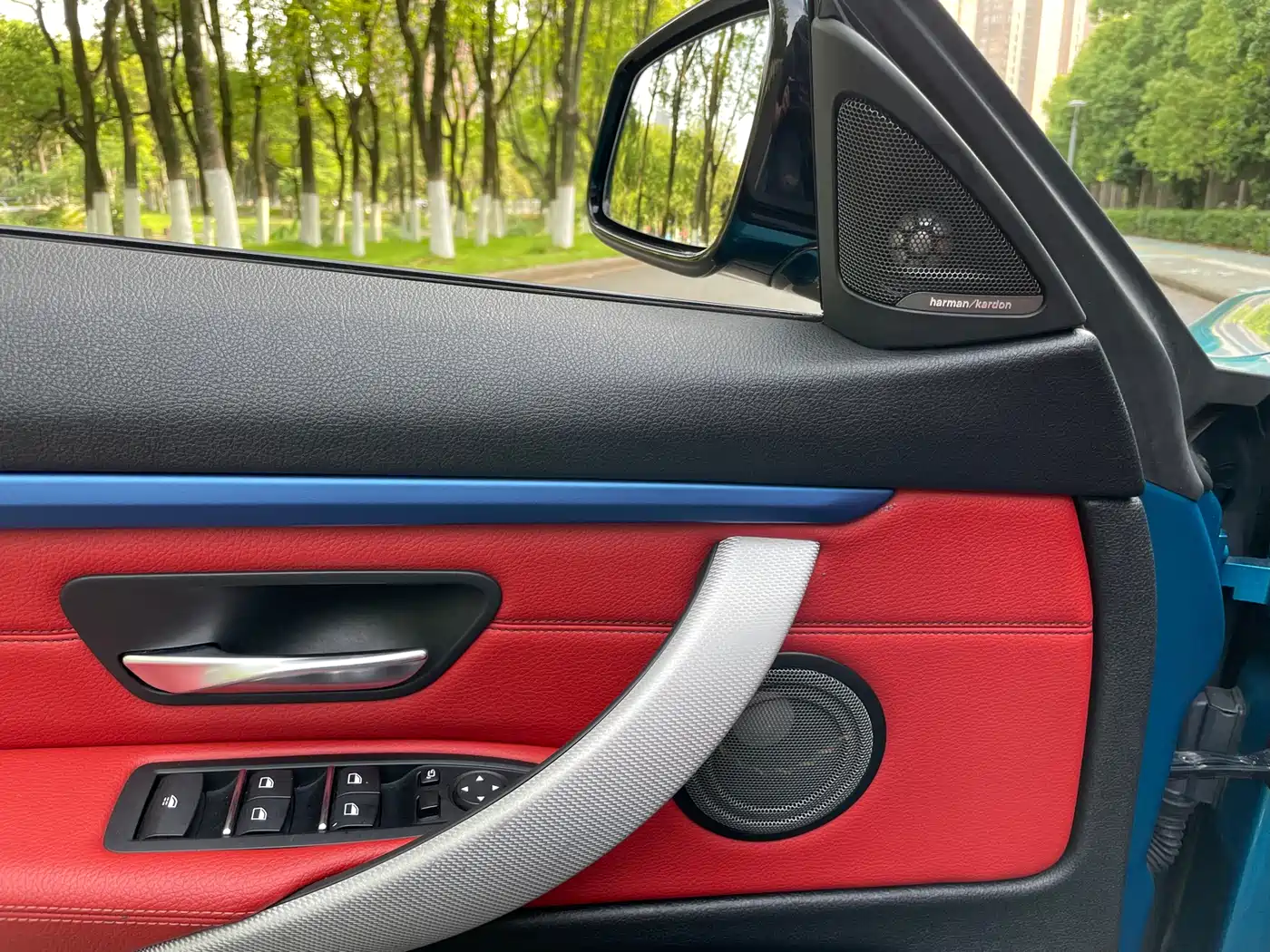 BMW 4 Series 2017 425i Convertible M Sport Package фото 15