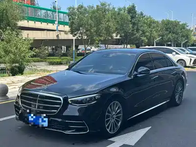 Mercedes-Benz S