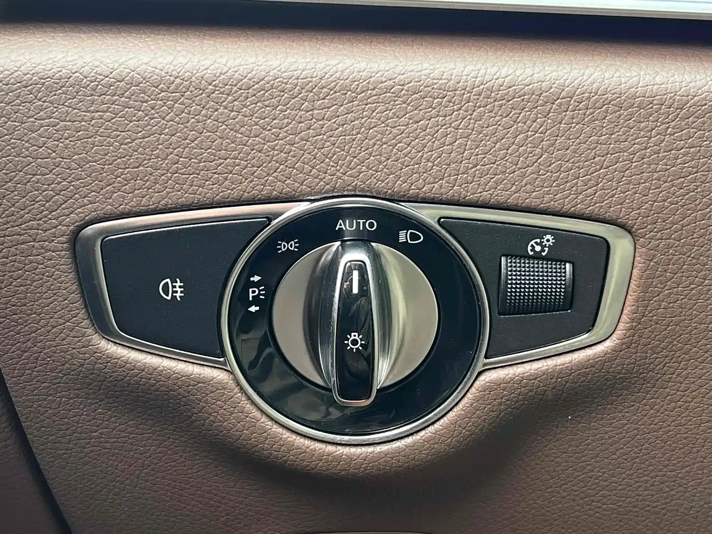 Mercedes-Benz E-Class 2023 Facelift E 300 L Fashion фото 11