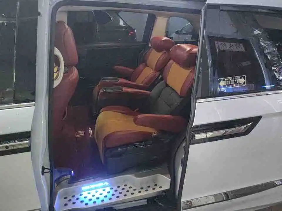 Honda Elysion 2024 2024 2.0L e:HEV Luxury Edition