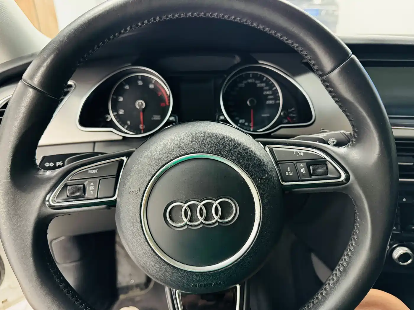 Audi A5 (Import) 2013 Coupe 40 TFSI фото 7