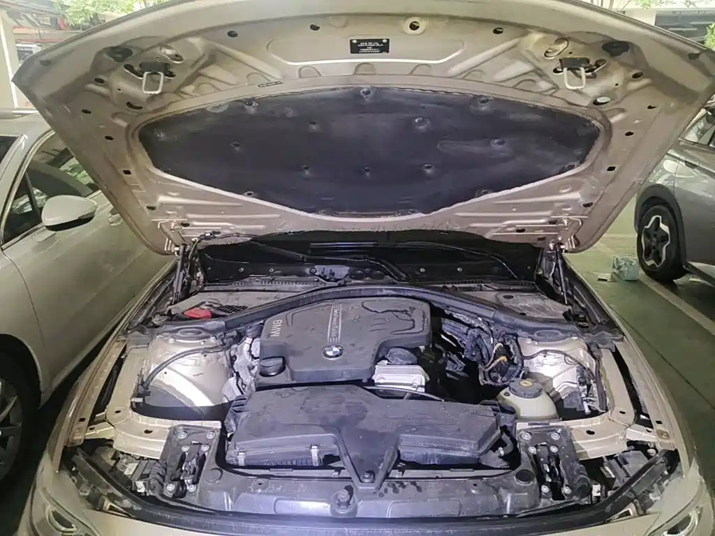 Фото 3 - BMW 3 Series