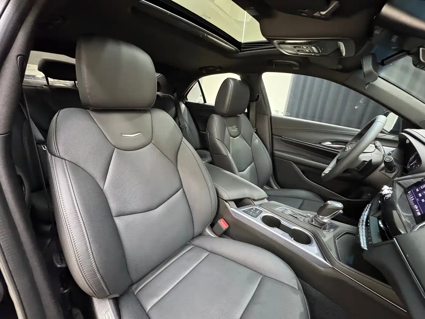 Cadillac CT4 2023 2023 25T Luxury Model