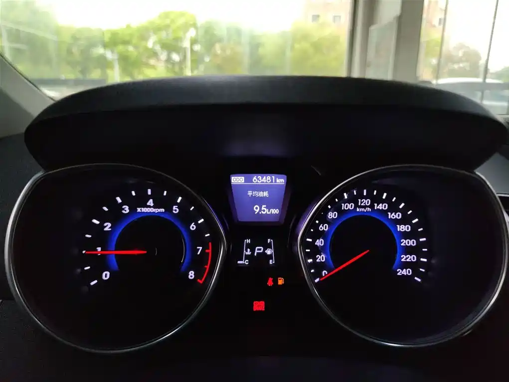 Hyundai Langdong 2015 1.6L Auto Premium фото 12