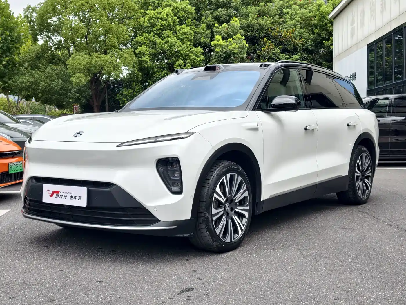 NIO ES8 2023