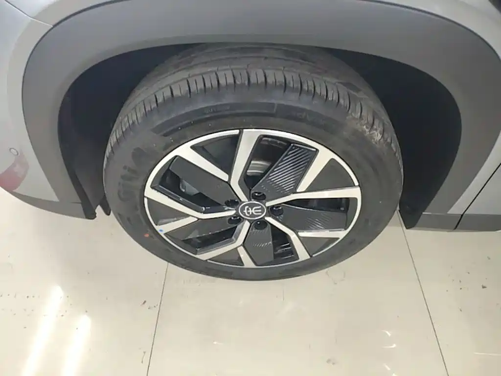 BYD Song L DM-i 2026 2026 DM-i Intelligent Driving Edition 135KM Base Model