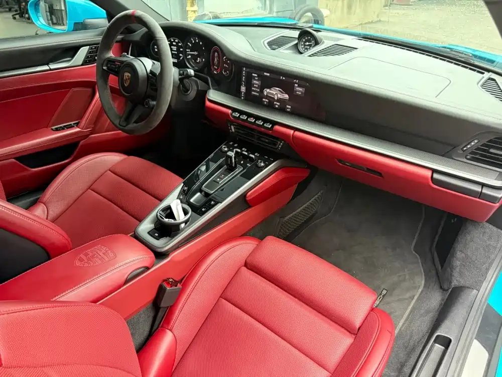 Porsche 911 2020 Carrera 3.0T фото 17