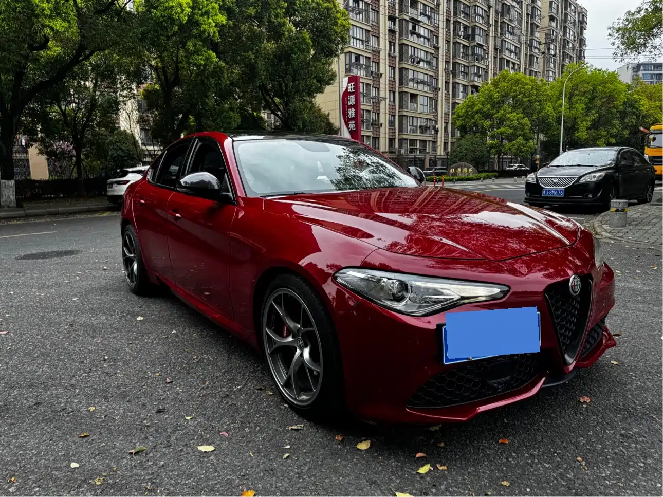 Alfa Romeo Giulia 2017 2.0T 280HP Luxury Edition фото 3