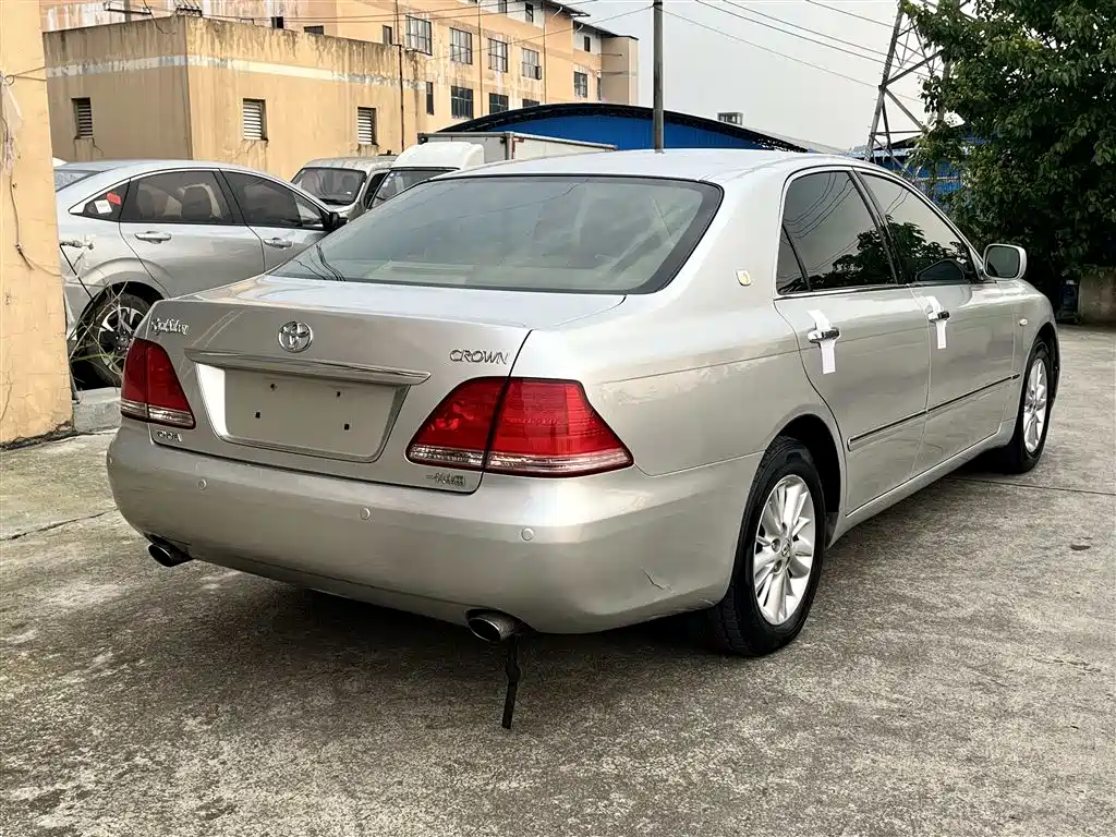 Toyota Crown 2007 3.0L Royal Saloon Fashion Navigation фото 4