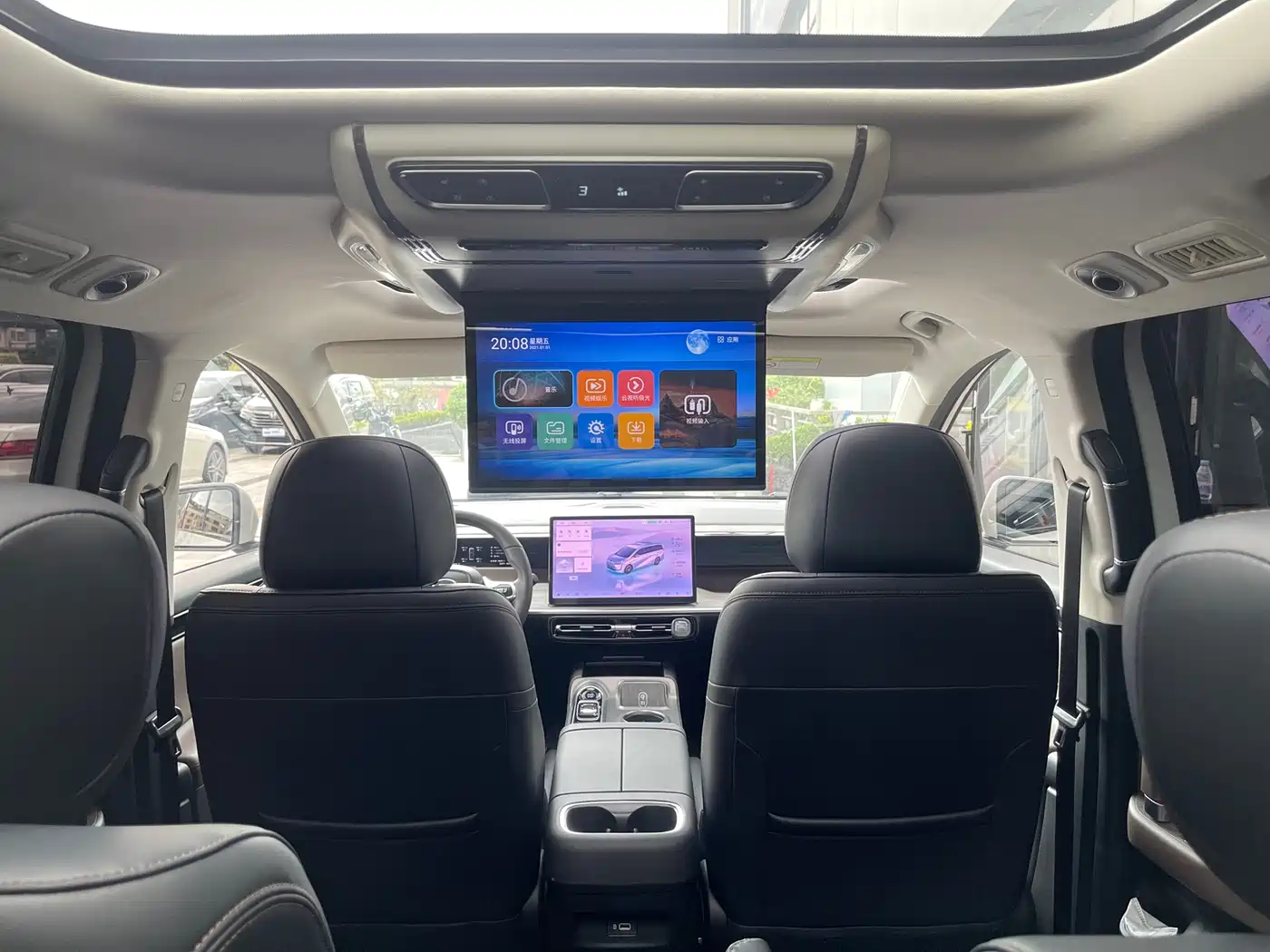 GAC Trumpchi Trumpchi E8 NEV 2024 Model 150km MAX фото 12