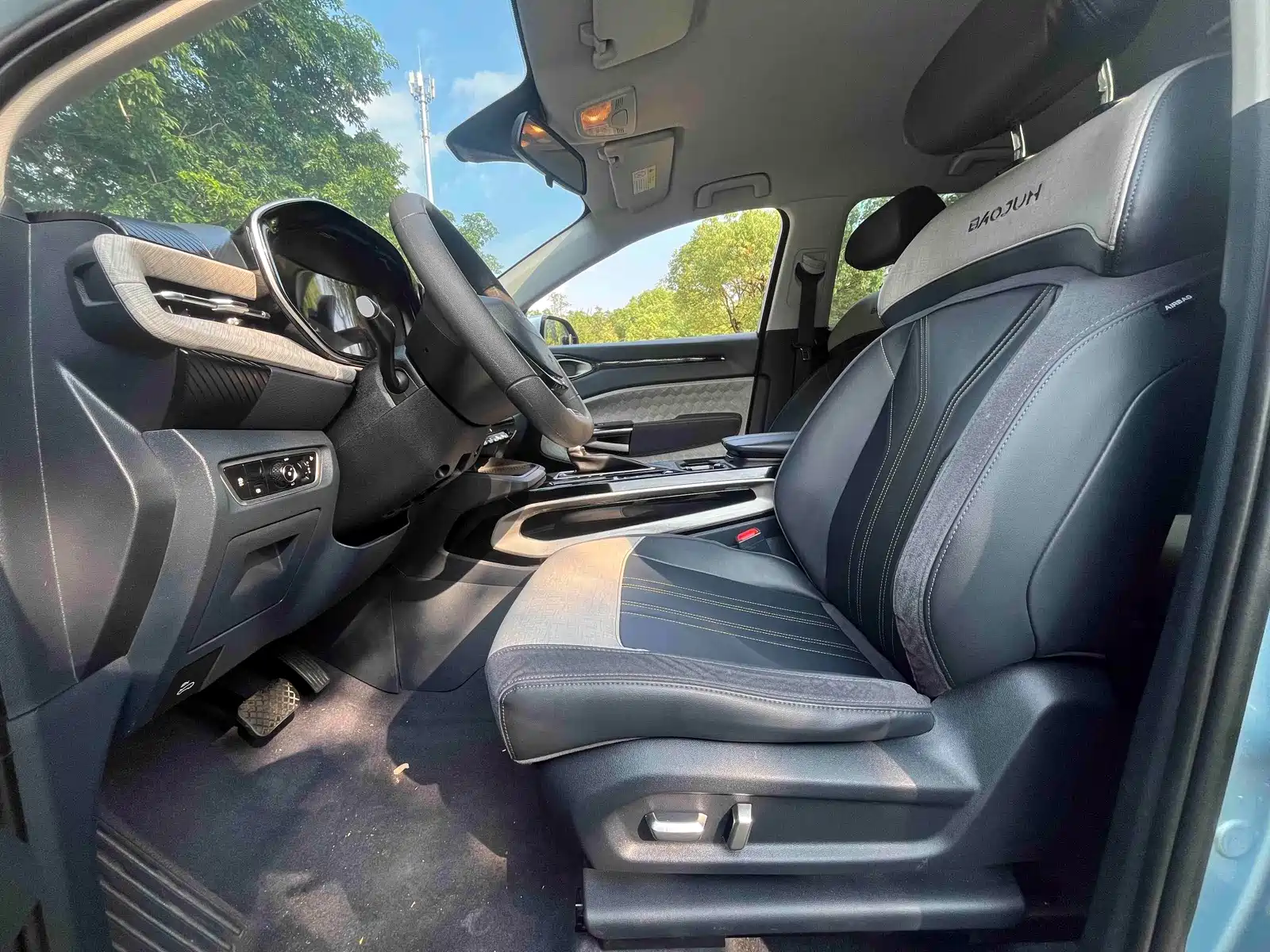 Фото 4 - Baojun RM-5