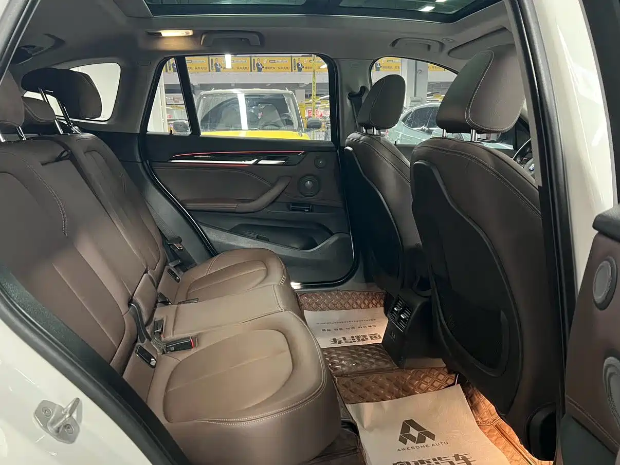 BMW X1 2022 xDrive25Li Premium фото 16