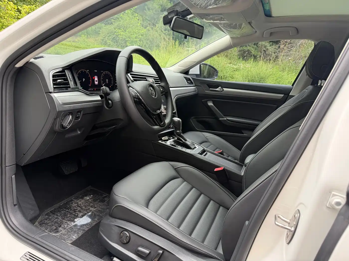 Volkswagen Lamando 2021 280TSI DSG Comfort Edition фото 3