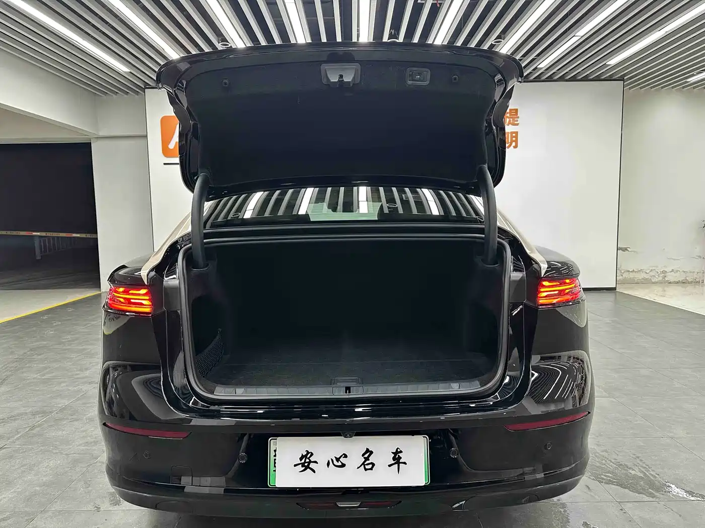 Voyah Auto VOYAH Zhuiguang L 2025 Mid-configuration Model фото 5