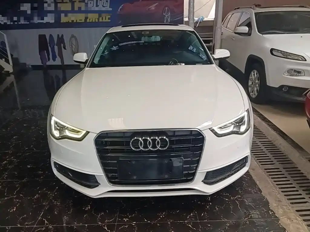Фото 3 - Audi A5 (Import)