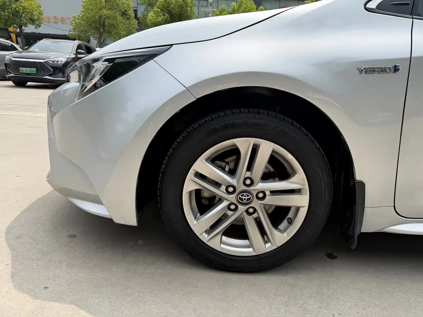 Toyota Levin 2021 Dual Engine 1.8H E-CVT Luxury Edition фото 13