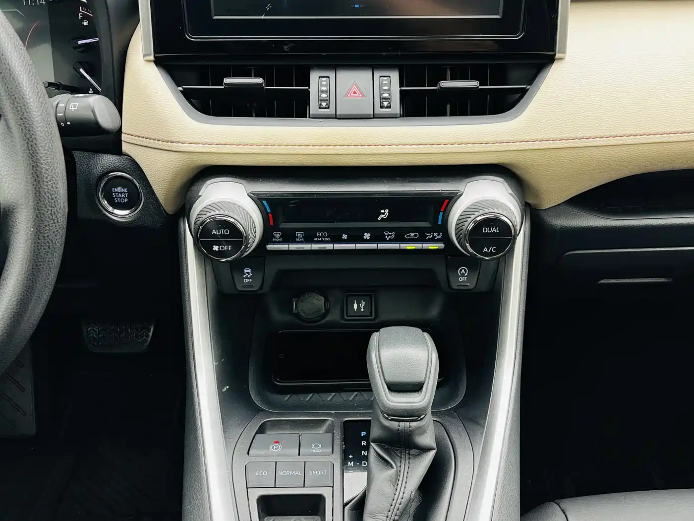 Toyota RAV4 Rongfang 2020 2.0L CVT 2WD Trend Edition фото 13