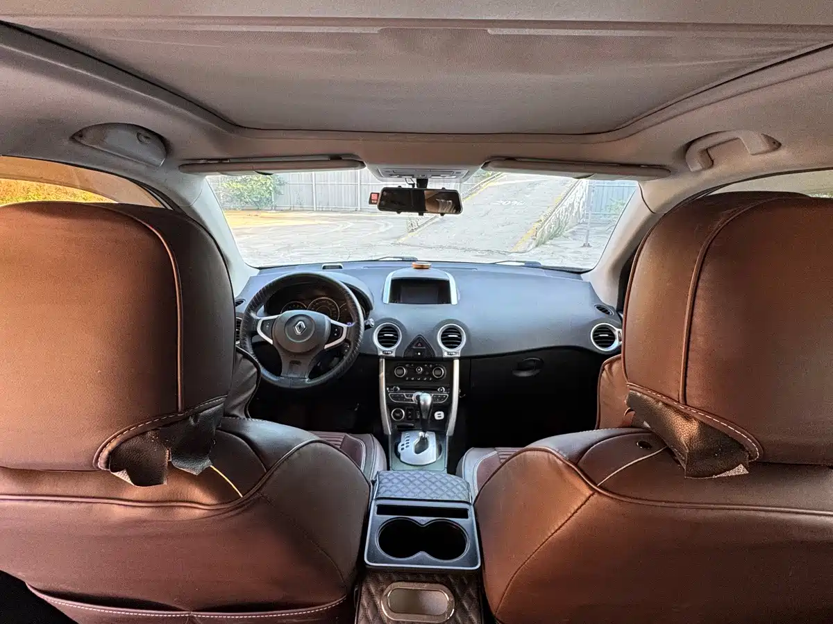 Renault Koleos (Import) 2012 2012 2.5L 4WD Comfort Navigation Edition