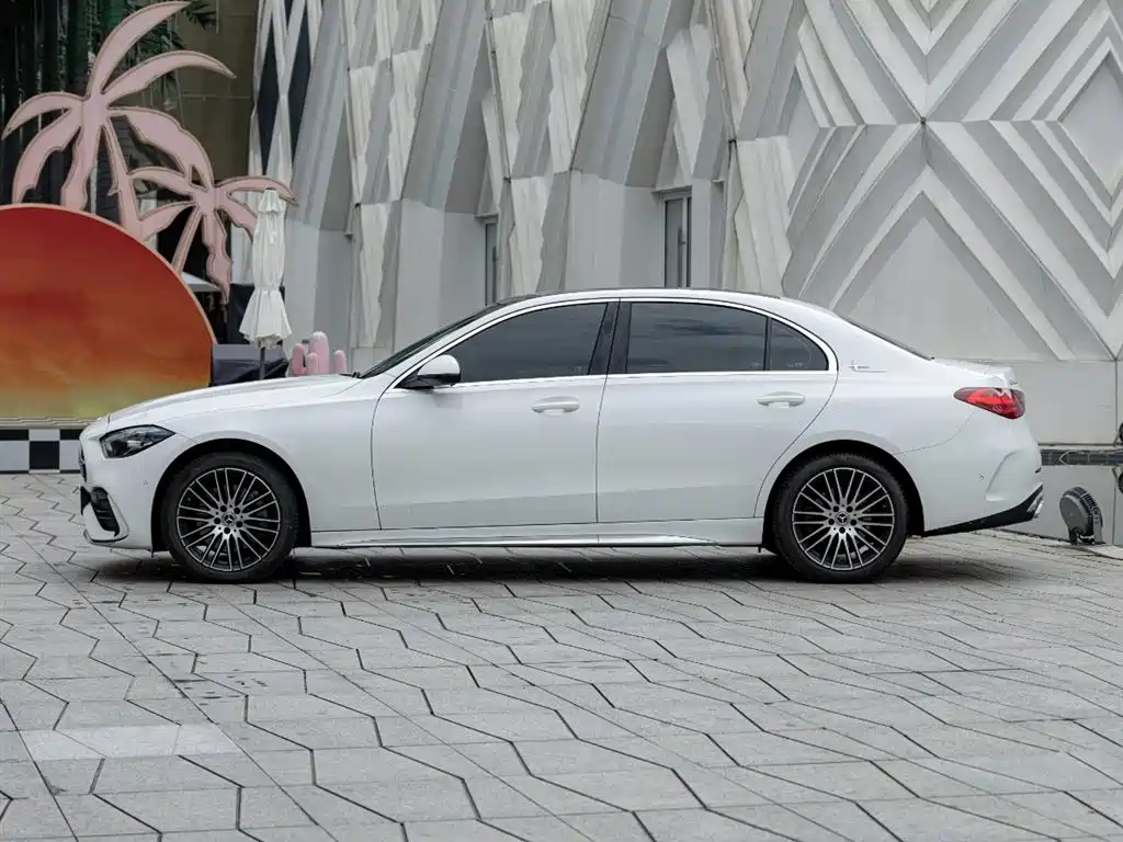 Mercedes-Benz C-Class 2023 C 260 L Sport фото 7
