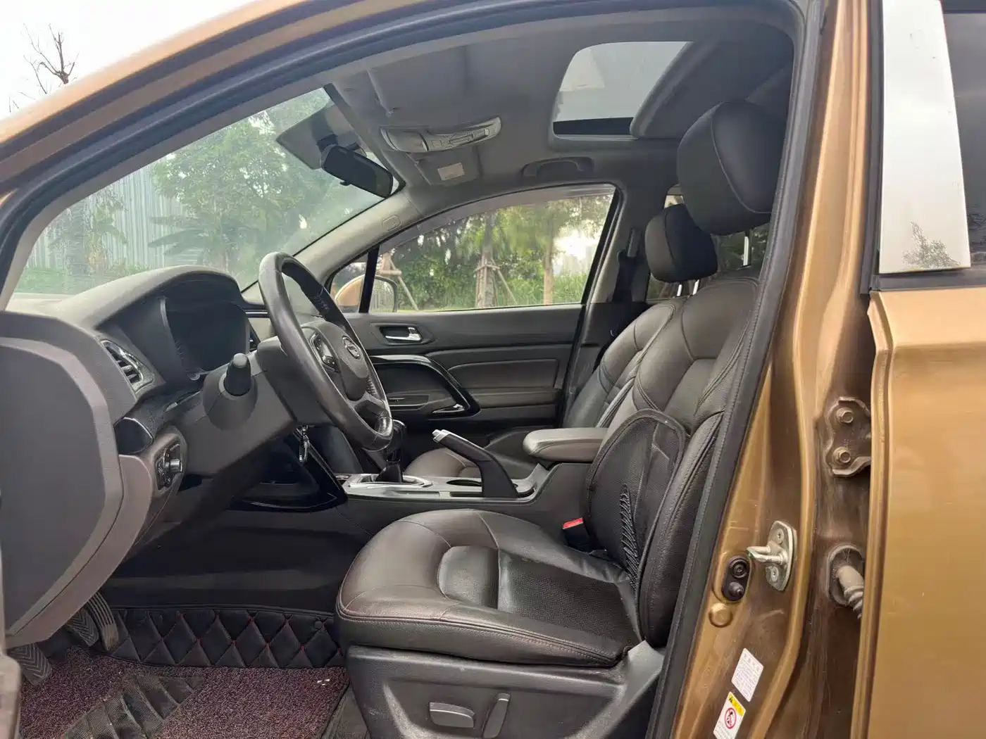 GAC Trumpchi Trumpchi GS4 2015 200T Manual Luxury Edition фото 4