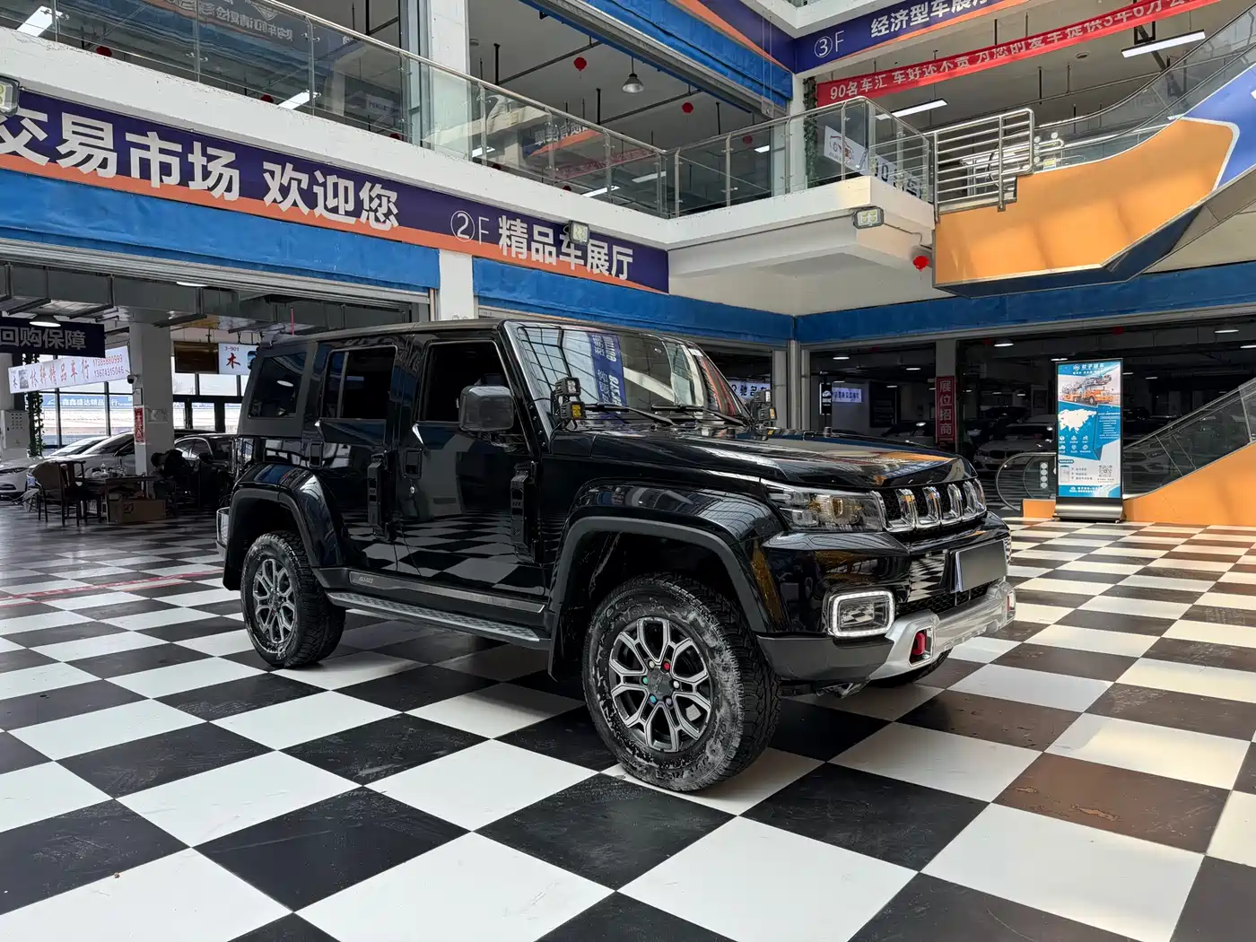 BAIC ORV Beijing Offroad BJ40 2023 2.0T Auto 4WD Urban Hunter Knight Edition фото 4