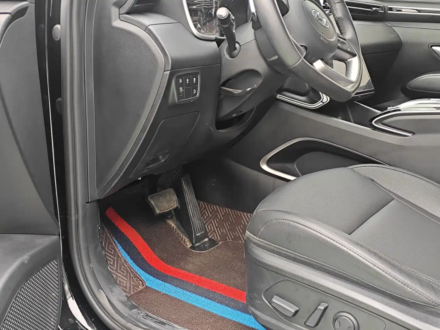 Hyundai Tucson 2023 Tucson L 1.5T Automatic 2WD DLX Luxury Edition фото 4