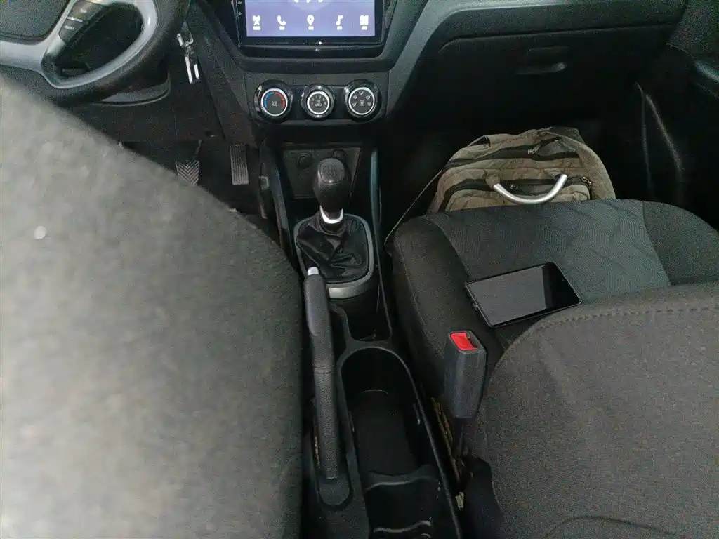 Kia K2 2015 Sedan 1.4L MT GLS фото 14