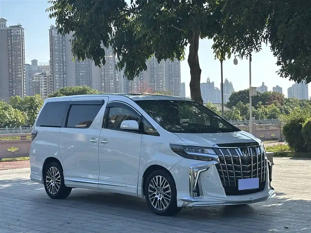 Toyota Alphard 2012 3.5L Luxury Edition фото 3