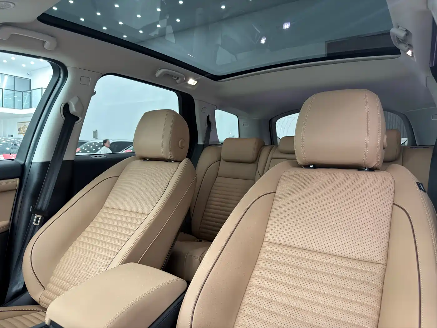 LAND ROVER DISCOVER SPORTS