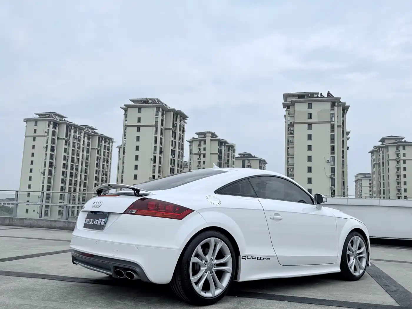 Audi TTS 2011 Model TTS Coupe 2.0TFSI quattro фото 10