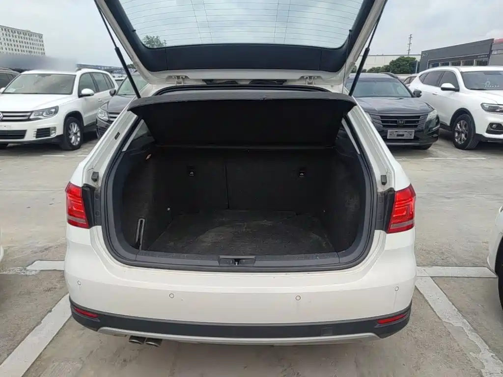 Volkswagen Gran Lavida 2015 2014 1.4TSI DSG