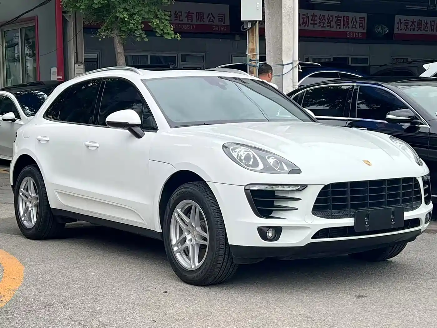 Porsche Macan 2017 Macan 2.0T фото 9