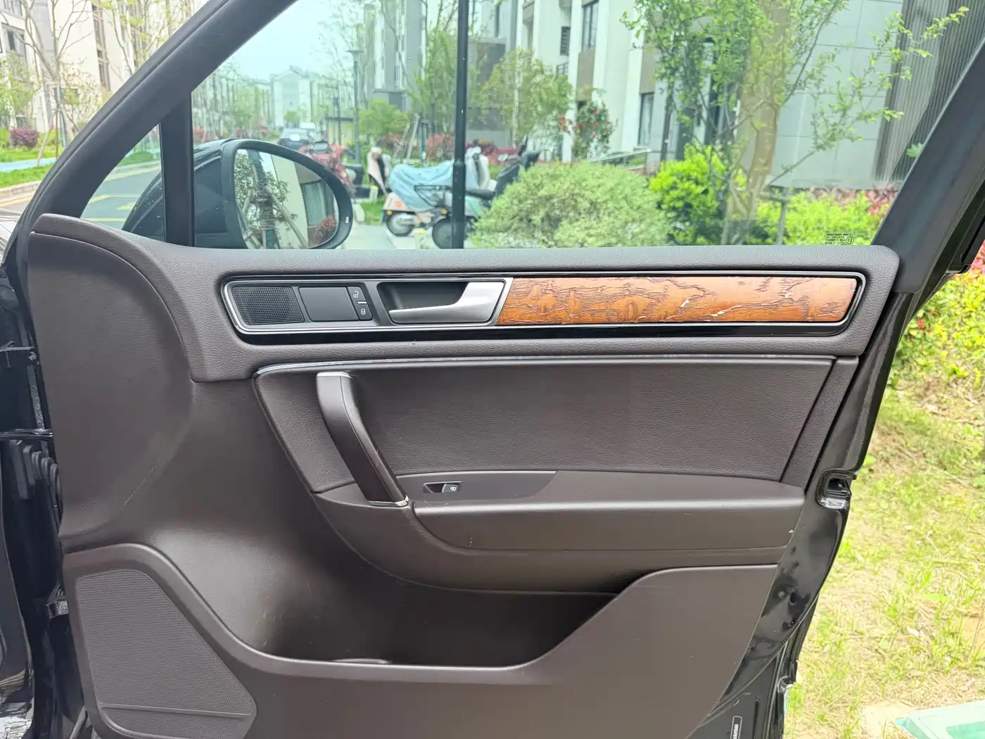 Volkswagen Touareg 2017 3.0TSI Explorer Edition фото 18