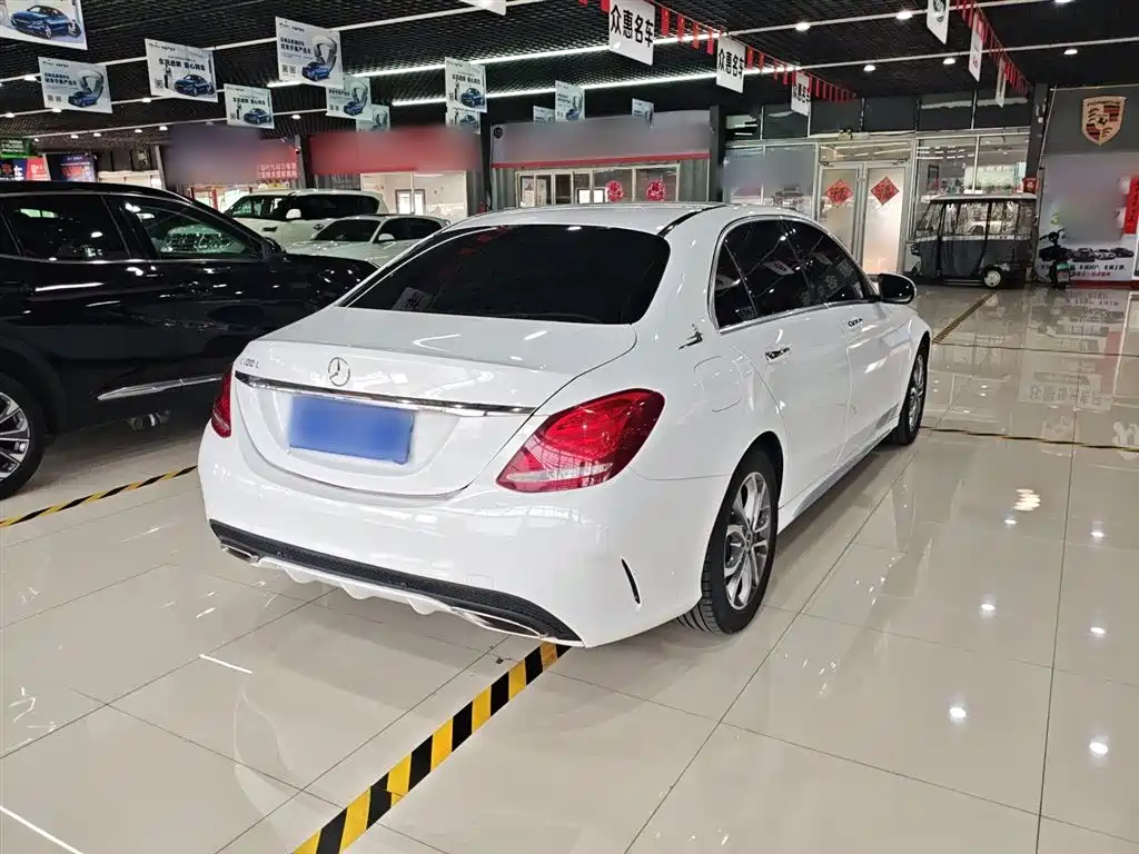 Mercedes-Benz C-Class 2017 Facelift C 180 L Fashion Sport Edition фото 7