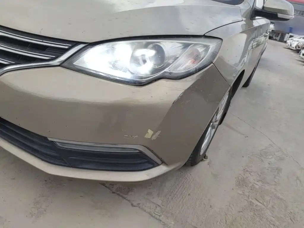 Roewe 360 2016 2015 1.5L Automatic Luxury