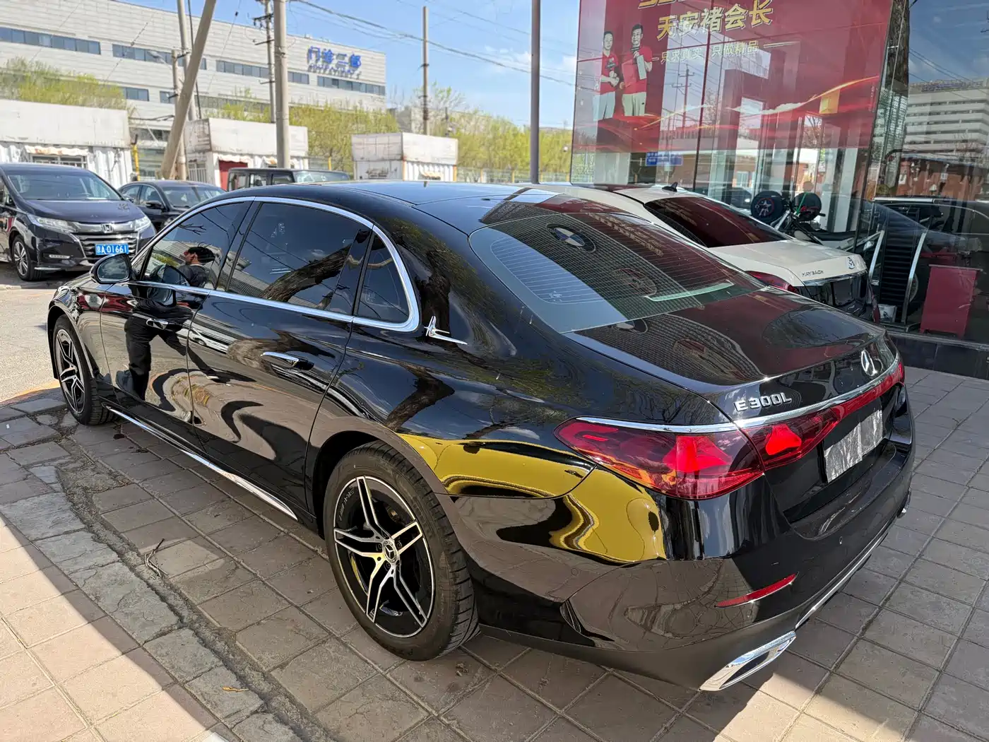 Mercedes-Benz E-Class 2024 Model E 300 L Luxury Sport фото 20