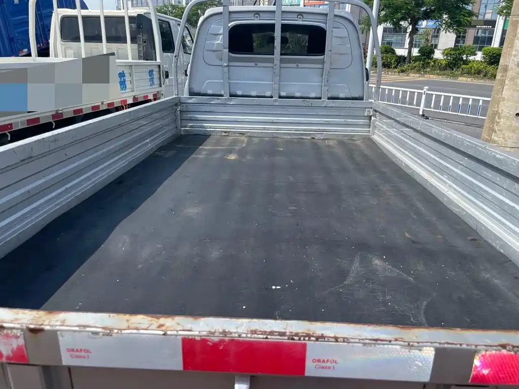 Wuling Motors Wuling Rongguang New Truck 2023 2023 2.0L Single Cab Dual Rear Wheel Comfort LJM20B