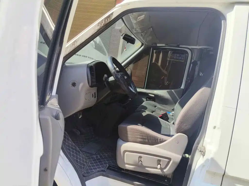Jiangling Tesun 2021 2019 2.8T Commercial Short Wheelbase Medium Roof 6-Seater China VI JX493