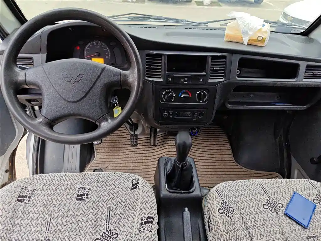 Wuling Motors Wuling Zhiguang 2022 2020 1.2L Utility China VI LSI