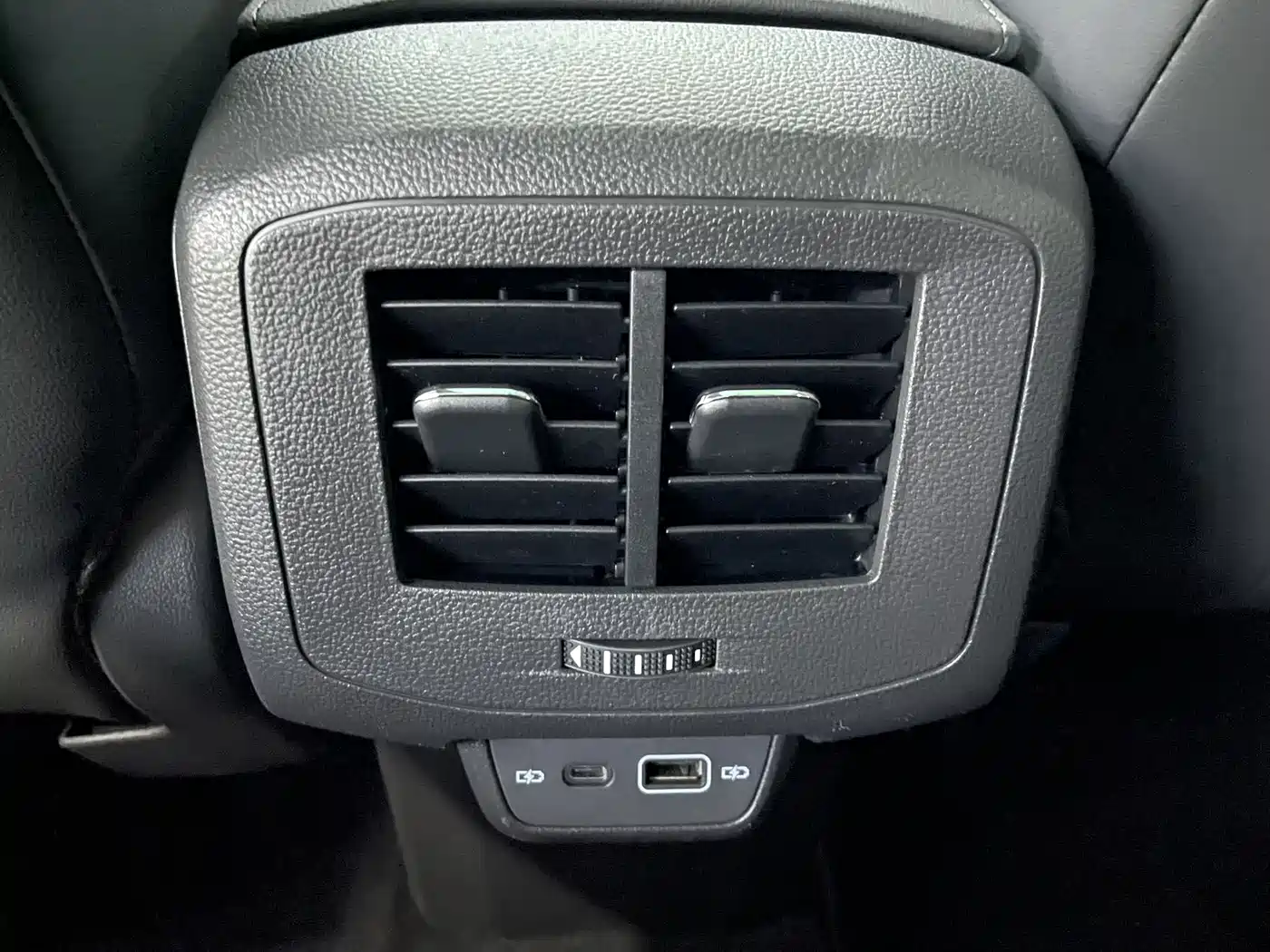 Volkswagen T-Cross 2022 280TSI DSG Comfort Edition фото 19