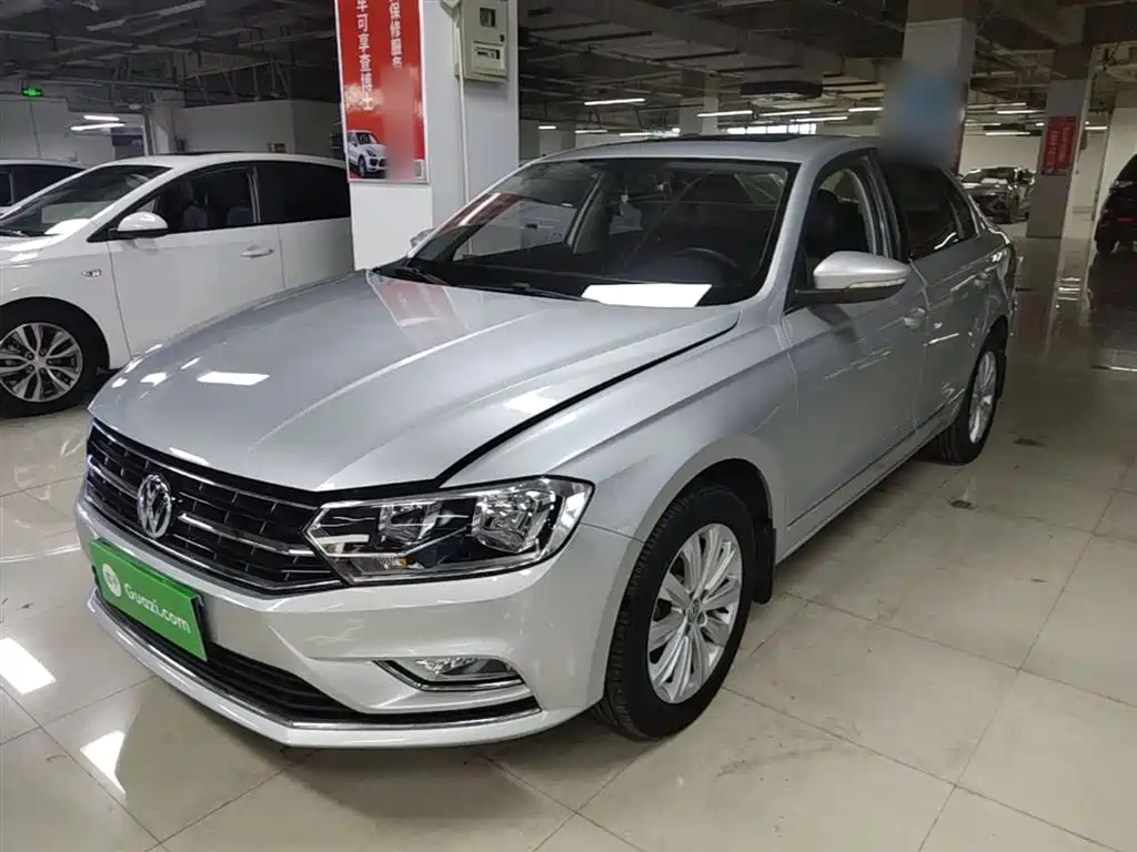 Volkswagen Bora 2016 Model 1.6L Manual Comfort фото 2