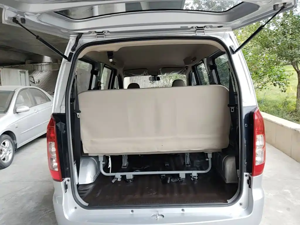 Wuling Motors Wuling Hongguang V 2024 2022 1.5L Power Take Edition Electric Power Steering LAR