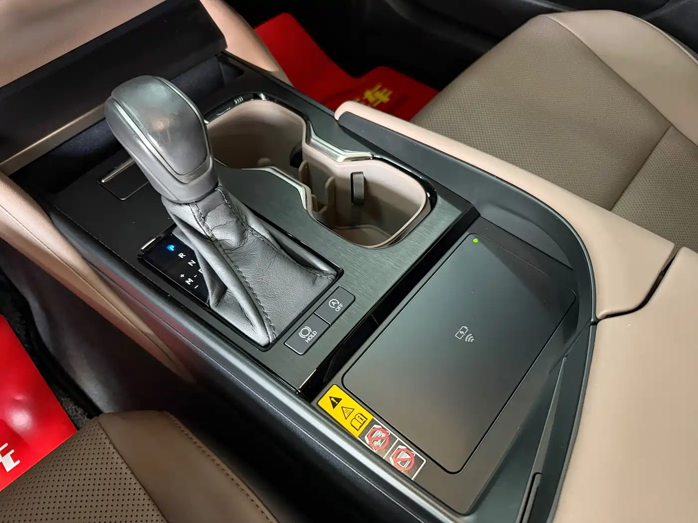 Lexus ES 2025 2025 200 Ultimate Edition
